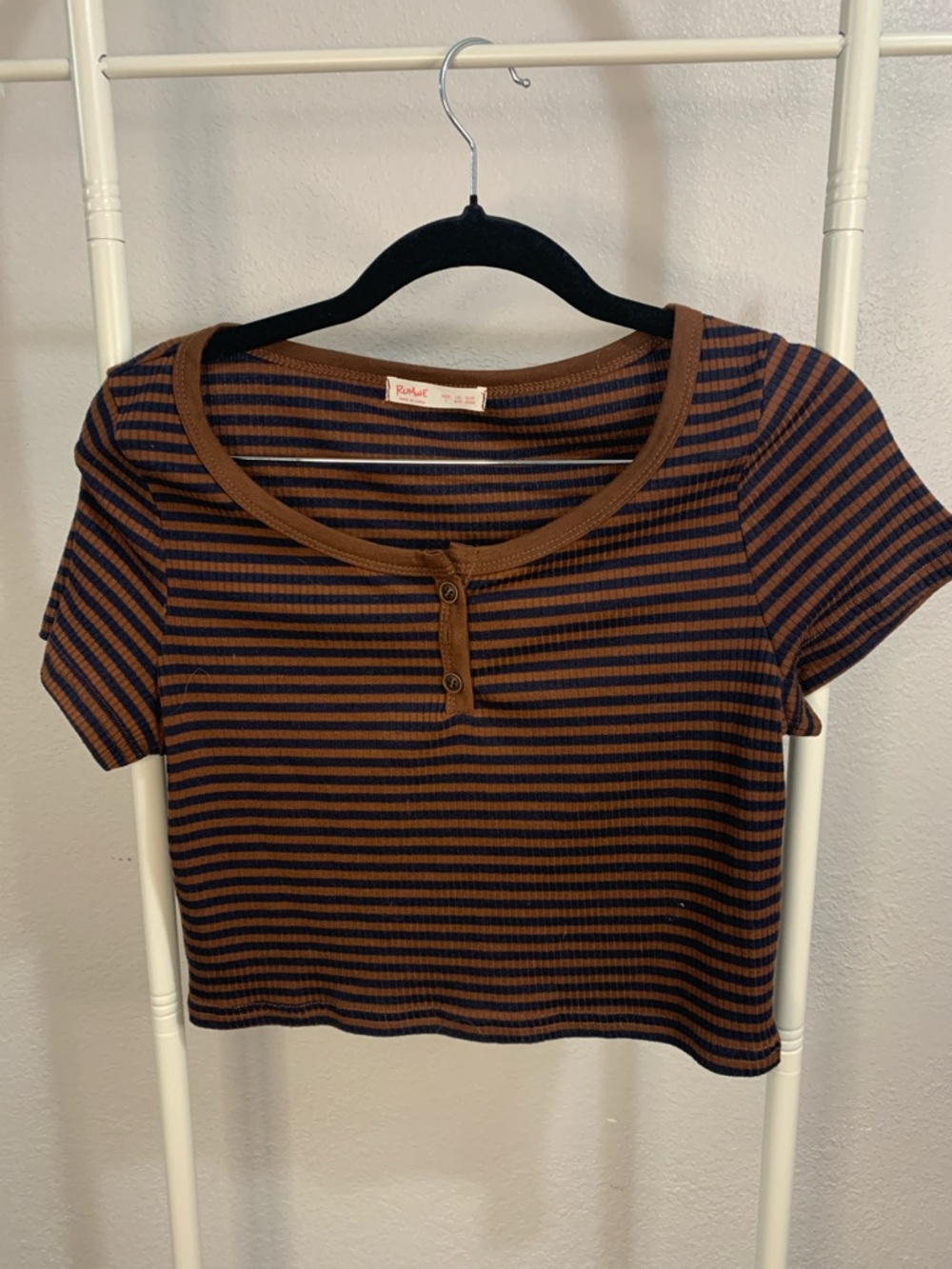 ROMWE Brown and Navy Striped Ribbed Henley Crop Top